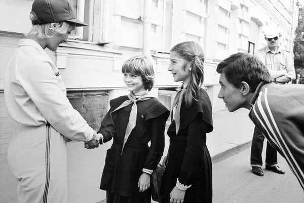 
    Гости из далеких стран

      